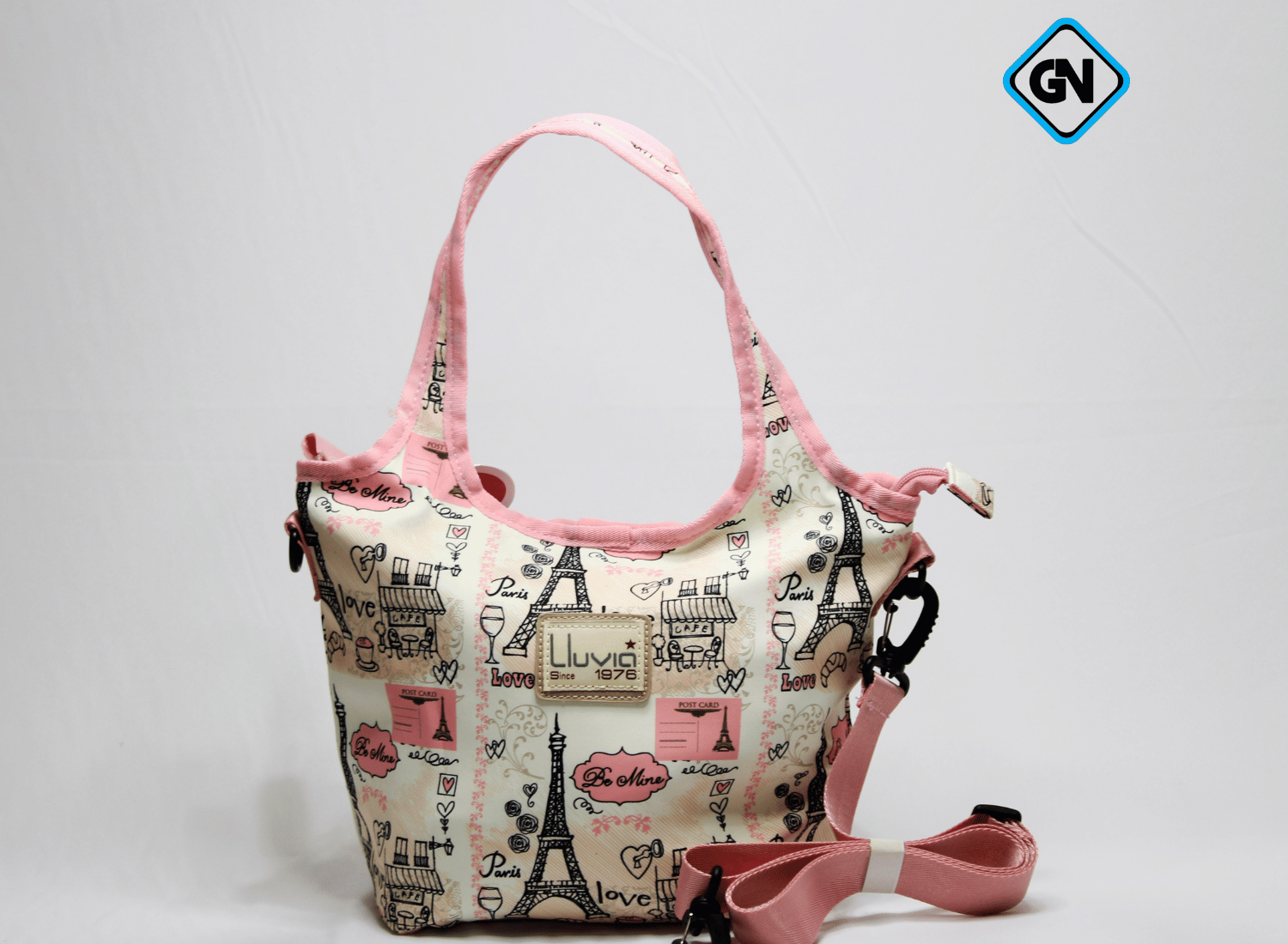 Set Mochila. Lonchera y Lapicera modelo Paris color rosa marca Lluvia